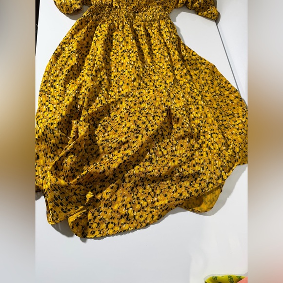 Like New Anthropologie Yellow Smocked Midi Dress Size Small Modeled 🌼 - Picture 6 of 8